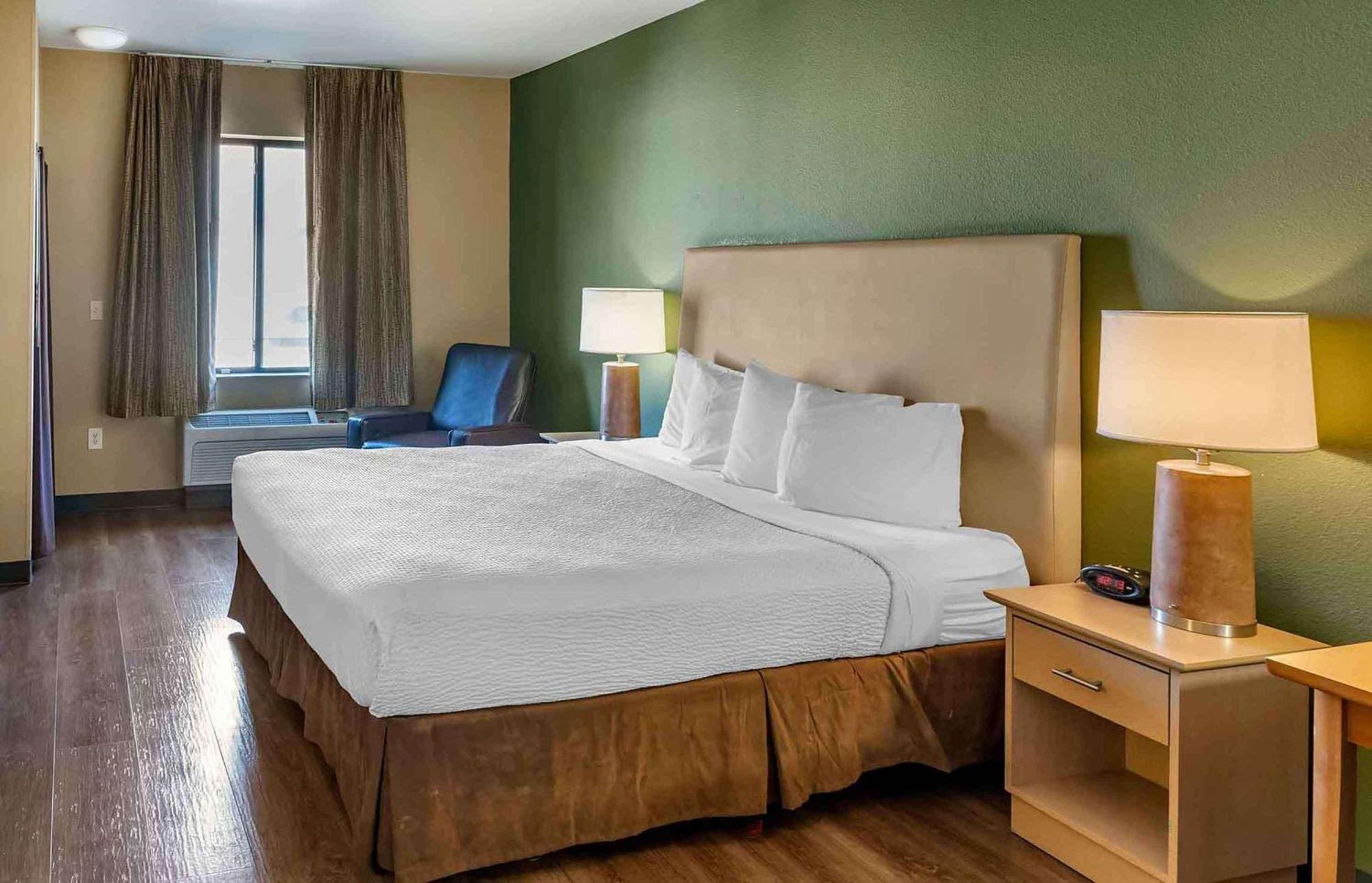 เอ็กซ์เทนด์ สเตย์ อเมริกา ซานราฟาเอล ฟรานซิสโก บูเลอวาร์ด อีสต์ Hotel ภายนอก รูปภาพ