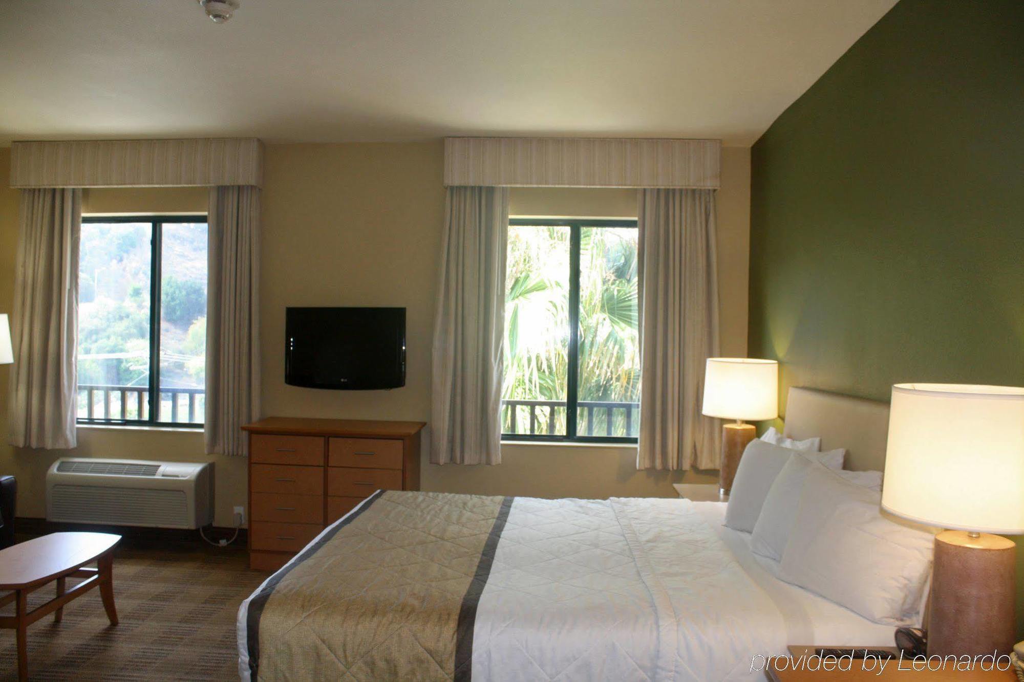 เอ็กซ์เทนด์ สเตย์ อเมริกา ซานราฟาเอล ฟรานซิสโก บูเลอวาร์ด อีสต์ Hotel ภายนอก รูปภาพ
